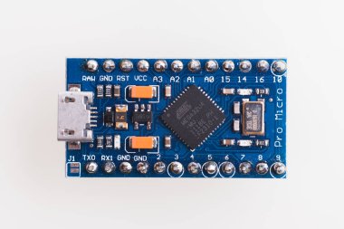 Bir arduino projesi için parçalar 