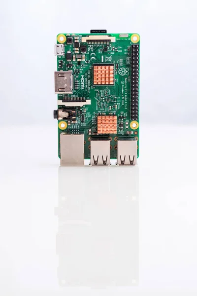 Raspberry Single Board Creadit Card Size Computer — 스톡 사진