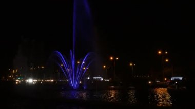 Geceleri ışıklı Çeşmesi 