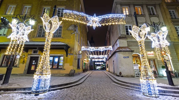 Christmas decorations on the old city in Warsaw. — Stock Photo, Image