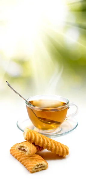 Kopje thee en koekjes close-up — Stockfoto