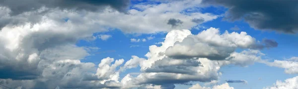 Image of cloud on blue sky background close up — Stock Photo, Image