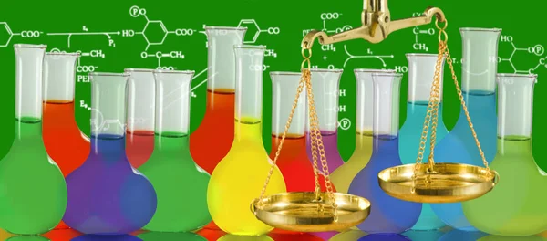 Obraz z bliska chemicznych kolb — Zdjęcie stockowe