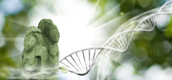 Зображення молекулярної структури, ланцюга ДНК і стародавніх статуй на зеленому тлі — стокове фото