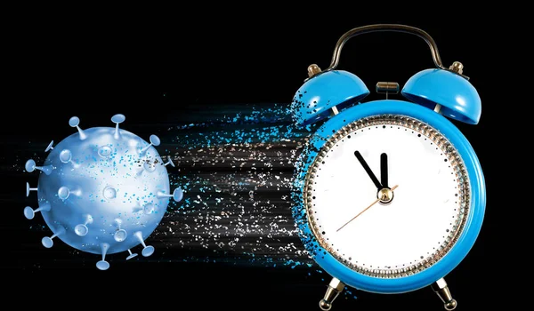En abstrakt bild av coronvirus och en väckarklocka från vilken partiklar lossnar som symboliserar tidens ödesdigra flöde. — Stockfoto