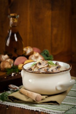 Mantar patates çorbası