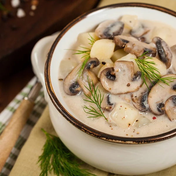 Champignon-Kartoffelsuppe — Stockfoto