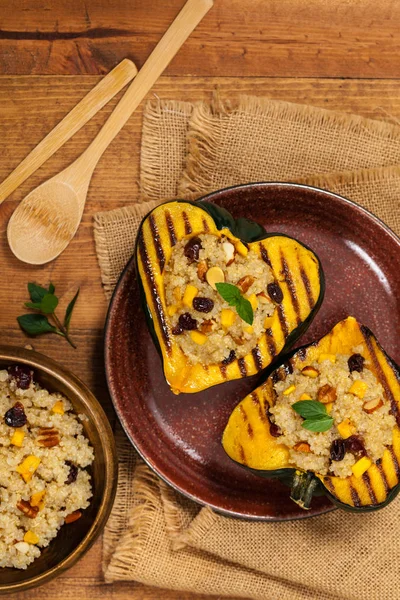 Calabaza de maíz relleno con quinua —  Fotos de Stock