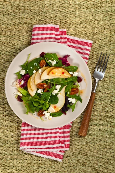 Salada caseira de pêra — Fotografia de Stock