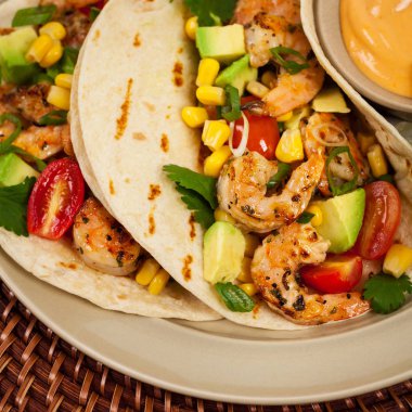 Sağlıklı karides Tacos