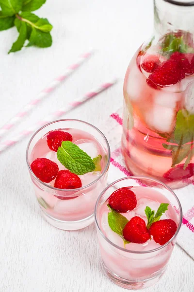 Limonada de cóctel de frambuesa —  Fotos de Stock