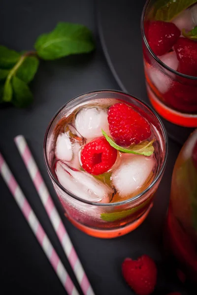 Hallon Cocktail lemonad — Stockfoto