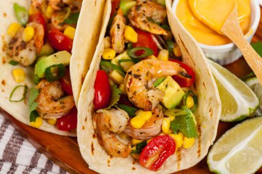 Karides Tacos Salsa ile