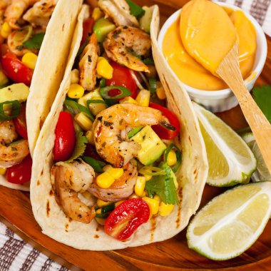 Karides Tacos Salsa ile