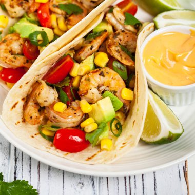 Karides Tacos Salsa ile