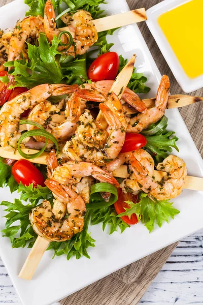 Grillade räkor sallad — Stockfoto