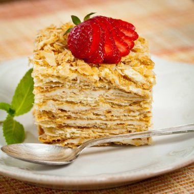 Puf böreği Napoleon kek