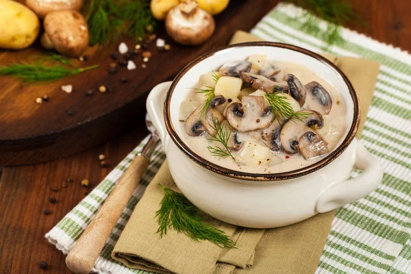 Champignon-Kartoffelsuppe — Stockfoto