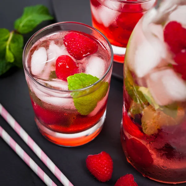Hallon Cocktail lemonad — Stockfoto