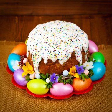 Rusça ve Ukraynaca geleneksel Paskalya kek