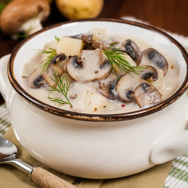 Champignon-Kartoffelsuppe — Stockfoto