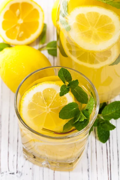 Limonata yaz içecekler — Stok fotoğraf