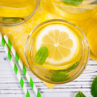 Alkollü limonata içecekler