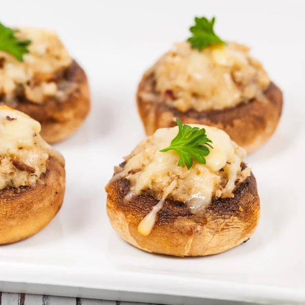 Setas rellenas vegetarianas —  Fotos de Stock