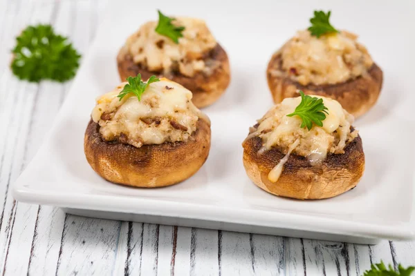 Setas rellenas vegetarianas —  Fotos de Stock