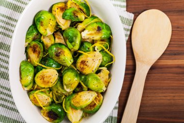 Brüksel lahanası limonlu