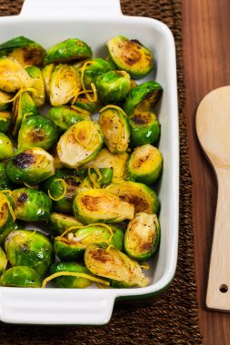 Brüksel lahanası limonlu