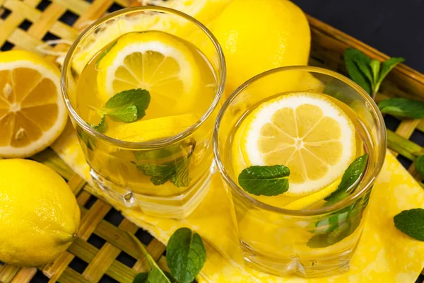 Limonade citroen drinken — Stockfoto