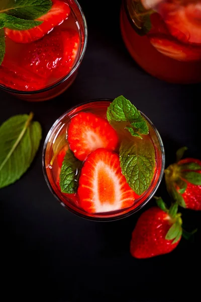Vodka Fresa Limonada Bebidas —  Fotos de Stock