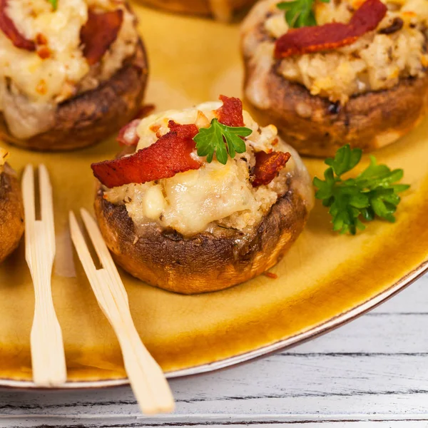 Bacon Stuffed Mushrooms — Stock Photo, Image