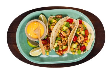 Karides Tacos Mısır ve Avokado Salsa ile