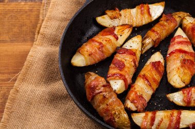 Pastırma patates sarılmış