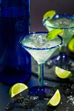 Taze Margarita içmek