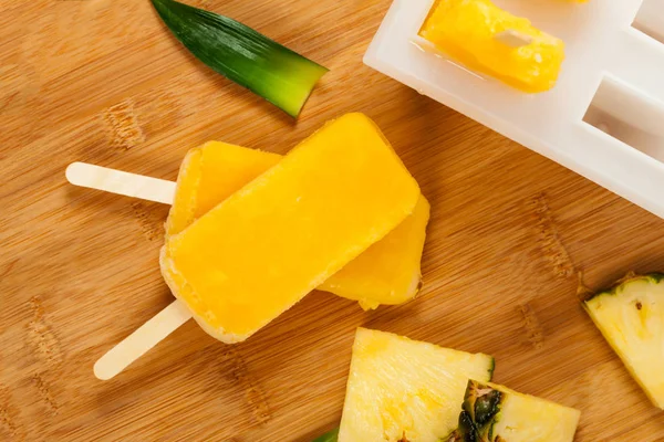 Pineapple Frozen Fruit Bars — Stock Photo, Image