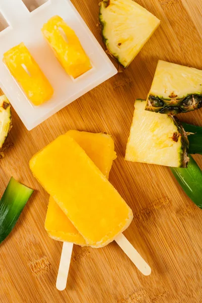 Pineapple Frozen Fruit Bars — Stock Photo, Image