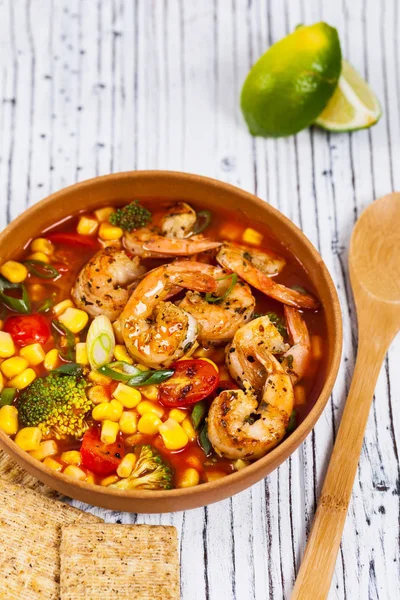 Sopa de camarão saudável de baixa caloria — Fotografia de Stock