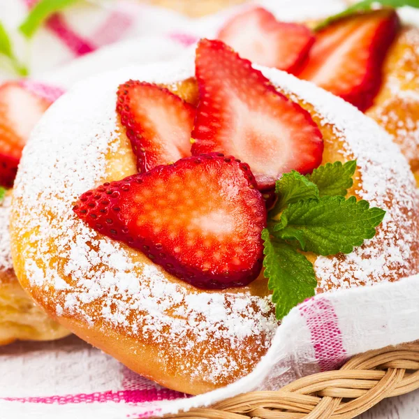 Russian Creamcheese Vatrushka Buns — Stock Photo, Image