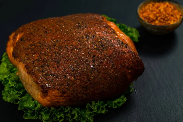 Pavo Asado Pechuga Estilo Cajún Deli Almuerzo Carne Sobre Fondo —  Fotos de Stock