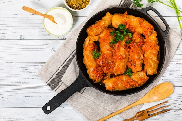 Gefüllte Kohlrouladen Mit Hackfleisch Und Reis Selektiver Fokus — Stockfoto