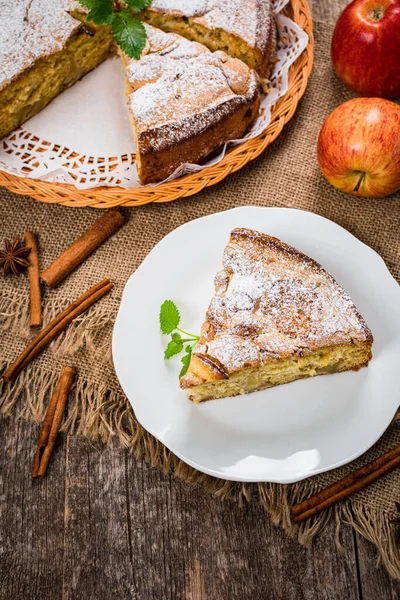 French Apple Cinnamon Cake Chunks Sweet Apples Selective Focus — Stock Photo, Image