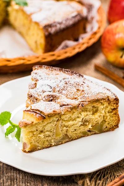 Apple Cinnamon Cake French Apple Pie Chunks Sweet Apples Selective — Stock Photo, Image