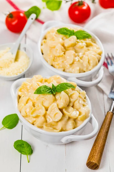 Parmesan Macaroni Och Ost Trä Bakgrund Selektiv Inriktning — Stockfoto