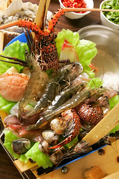 Todo el conjunto de mariscos para olla caliente — Foto de Stock