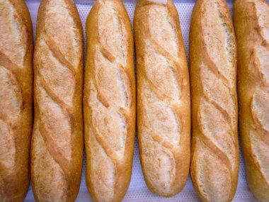 Taze baget, geleneksel Fransız ekmeği