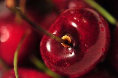 Kiraz. Tatlı kiraz. Taze kiraz. Olgun Kiraz 