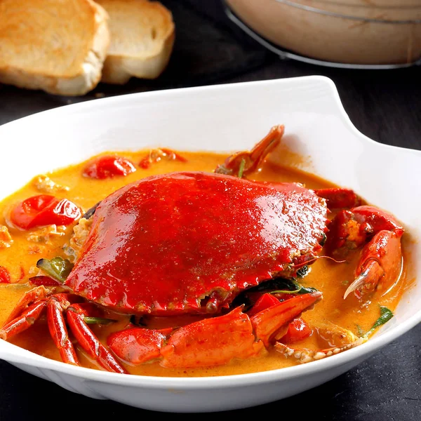 Yengeç ile ekmek, köri geleneksel Singapur ve Tayland Mutfağı